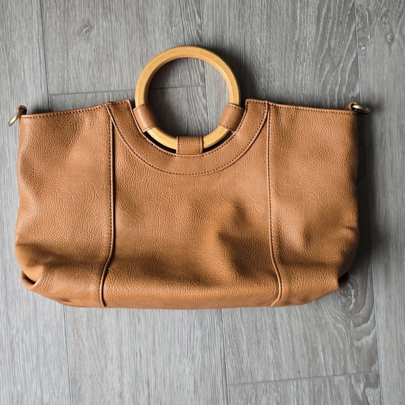 Anthropologie Handbags - Anthropologie Amalia Wood Ring Handle Tote Bag Tan Vegan Leather Boho